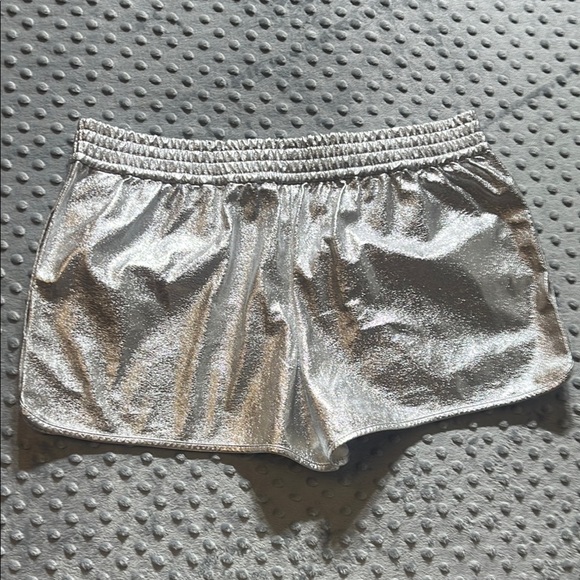 Y2K Express Silver 🎉Metallic Women's Shorts Medium - Picture 2 of 5